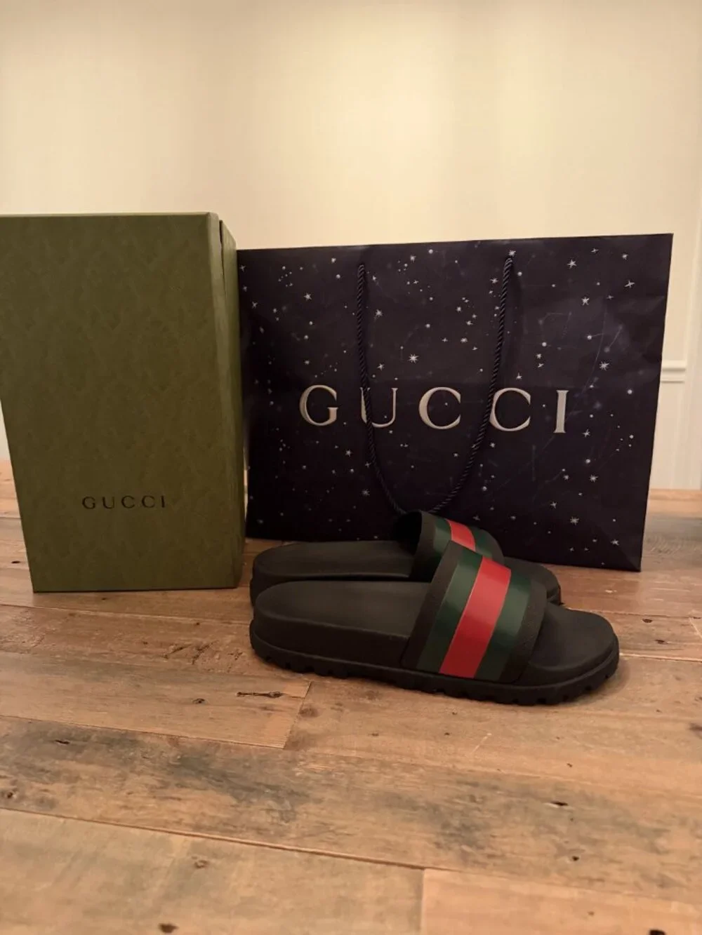 Gucci Web Men's Rubber Slide Sandal - Black Rubber, US 11 Great Condition